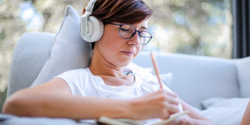 Kako se naziva prijevod šaptanjem?