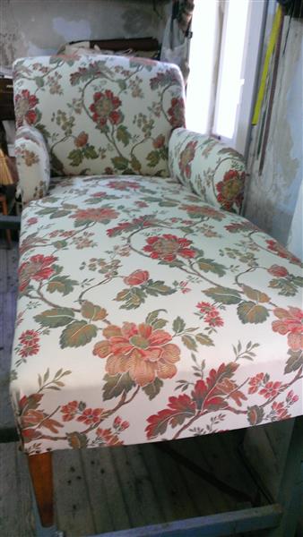 Tapetarsko dekoraterski obrt vl. nino kuharić  tapeciranje namještaja zagreb 7