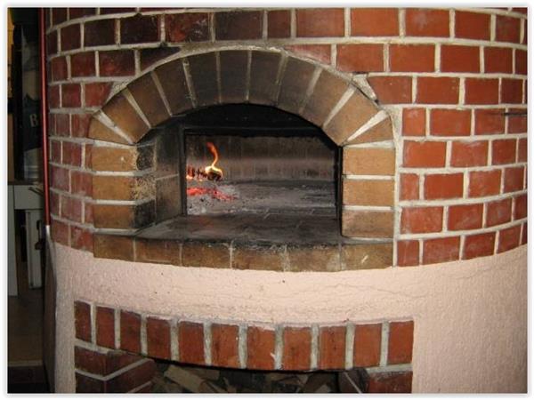 Pizzeria malo misto sinj 6