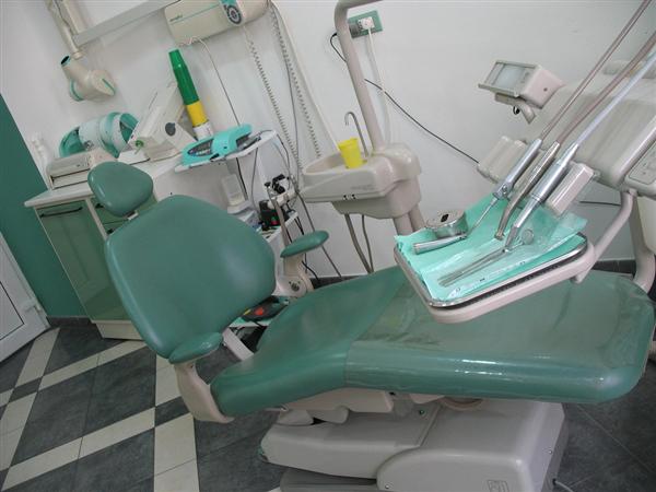 Ordinacija dentalne medicine milenko subotić dr.med.dent. 8