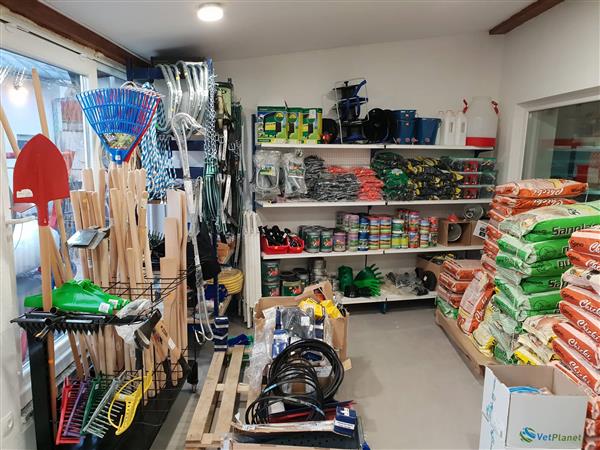 Agro tena trgovina poljoprivredne opreme i traktorskih dijelova 13