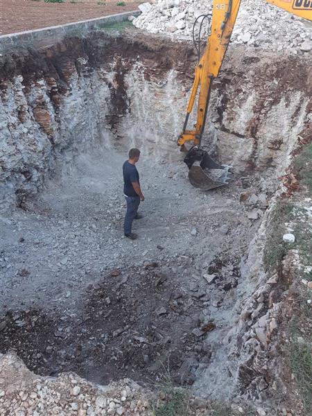 Villa anđela selina - građevinska mehanizacija herak 24