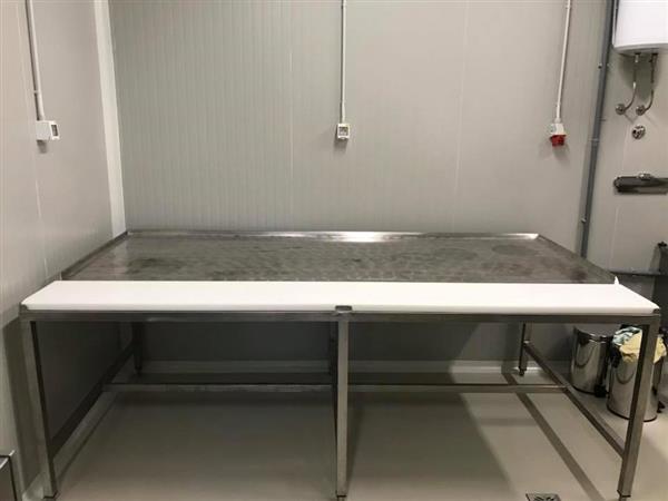 Inox stolovi za rasjecanje