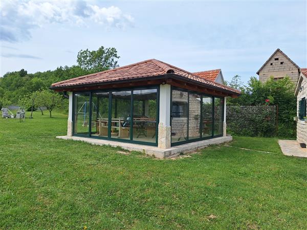 Brane-mont obrt za ugradnju stolarije i završne radove u građevinarstvu 12