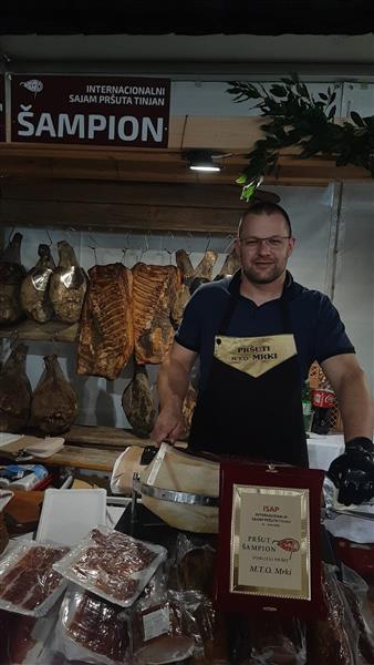 Mesarsko-trgovački obrt mrki vl. miran pelivan 16