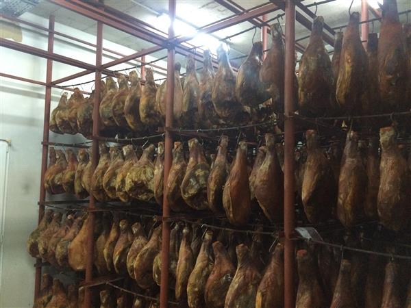 Drniški pršuti Mrki