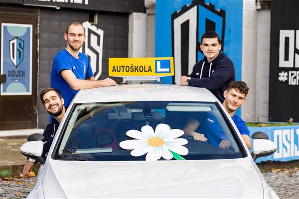 Auto škola tratinčica d.o.o. 16