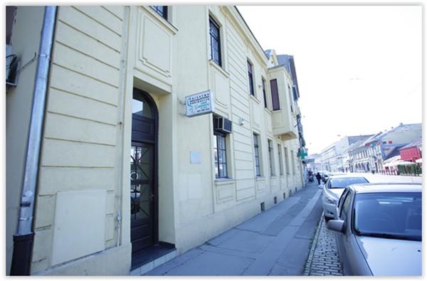 Privatna radiološko-onkološka ordinacija Dr. Damira Margaretića nalazi u samom centru grada Osijeka