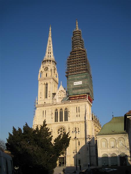 Skela za obnovu katedrale