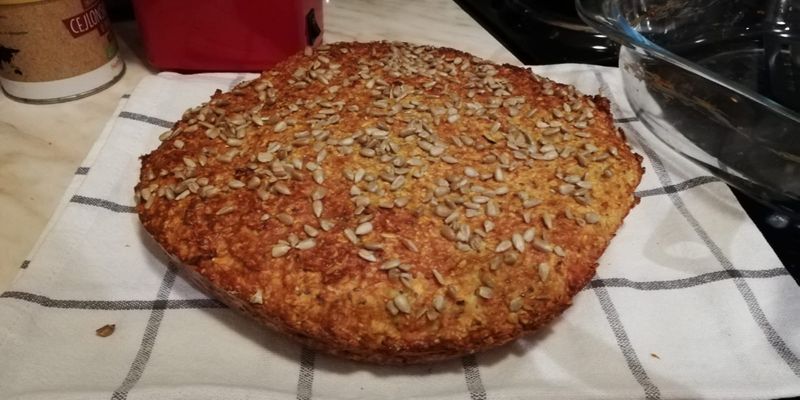 IWKAN proteinski kruh