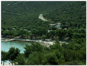 PRISLIGA d.o.o. Autokamp Jazina Tisno - Kamp Jazina Tisno AUTOKAMP