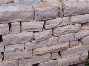 ZIO COMMERCE d.o.o. Benkovački pločasti kamen BENKOVAČKI KAMEN