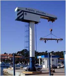 RAPSKA PLOVIDBA d.d. pomorski prijevoz DIZANJE I SPUŠTANJE BRODICA U MORE