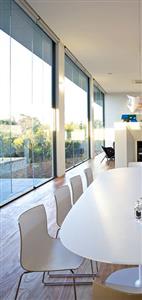 STAKLARSKA RADIONICA KENFELJA, VL. MARIO KENFELJA IZO STAKLA