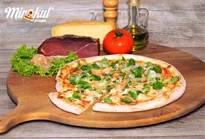 PIZZERIA MIRAKUL-Ukusna Pizza Split PIZZA CARDINALE