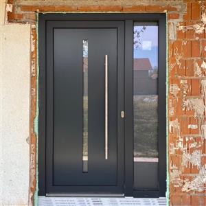 STOLARSKI OBRT I PROIZVODNJA PREDMETA OD PLASTIKE VALENT COMMERC - PVC stolarija PVC ULAZNA VRATA