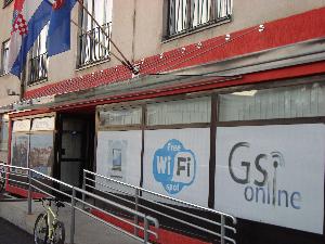 STAKLO KONSTRUKT d.o.o. STAKLENE NADSTREŠNICE I STAKLENE INOX OGRADE