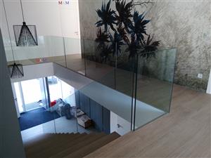 MKM MONTAŽA d.o.o. STAKLENE OGRADE