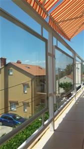 STAKLARNA DAMIŠ, VL. LEOPOLD DAMIŠ STAKLENE OGRADE